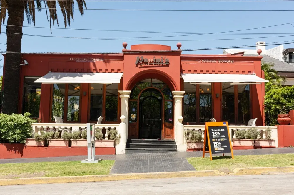 Paninis cerró cuatro meses, pero volvió renovado y con cambios para adaptarse a la pandemia