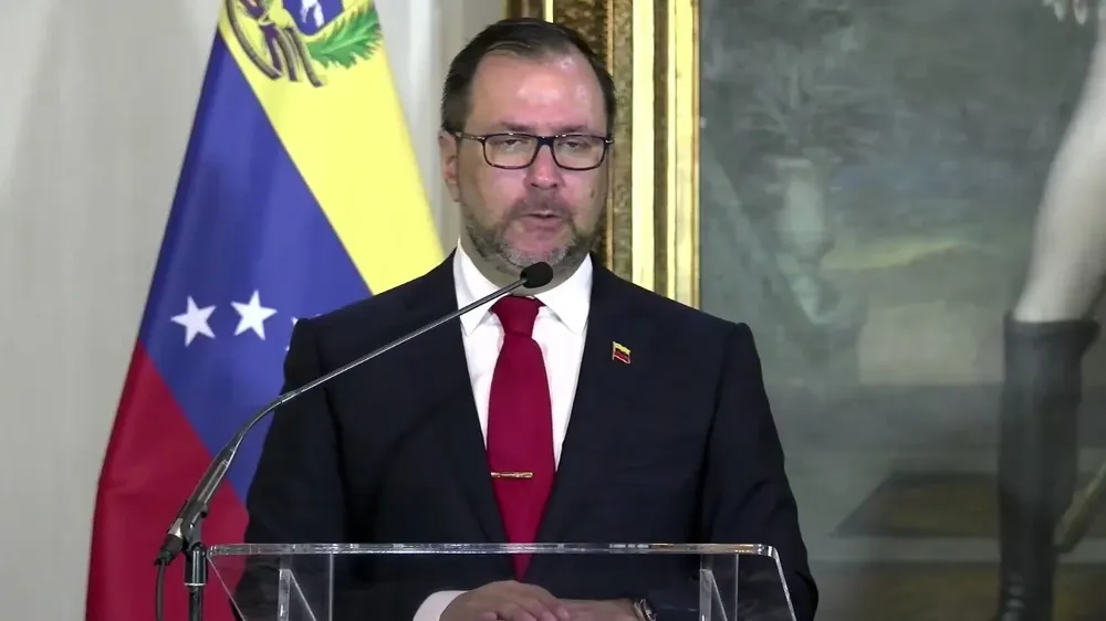 Yvan Gil es el titular de la cancillería venezolana