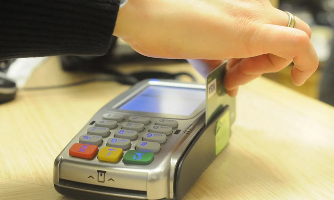 Tus dos tarjetas, un solo saldo: cómo funciona esta novedad financiera