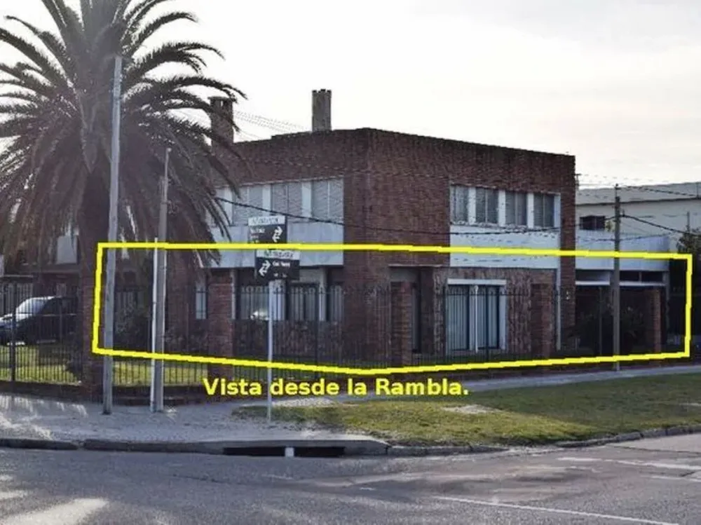 Los compradores deberán abonar un 30% de seña en el mismo día del remate