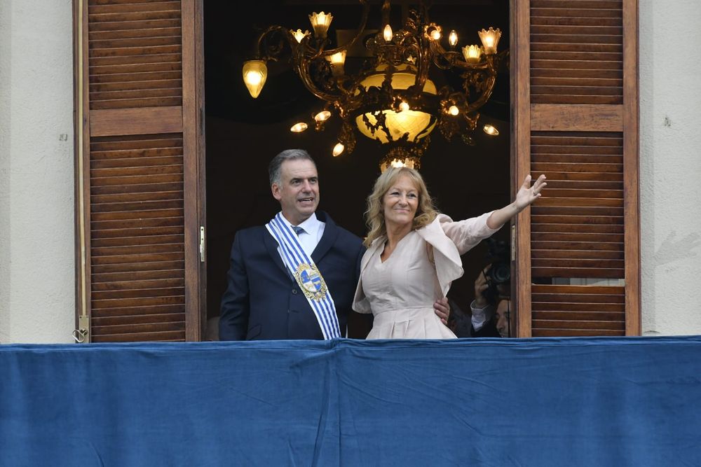 [Imagen: yamandu-orsi-y-carolina-cosse-el-palacio...-2025.jpeg]
