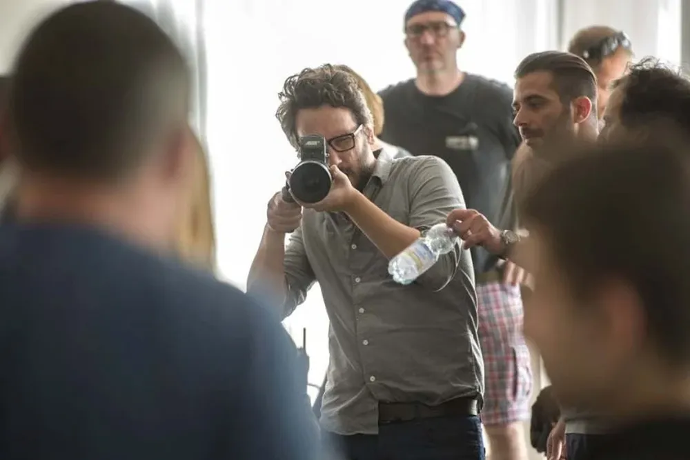 Federico Álvarez en el set de filmación de No respires
