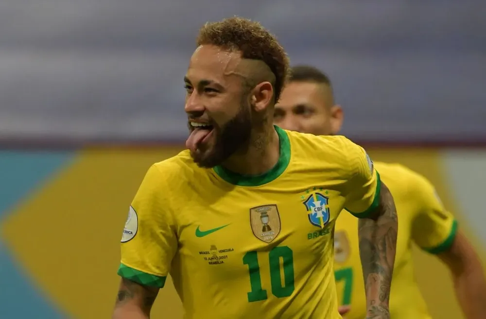 Neymar apoya a Bolsonaro