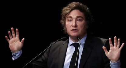 Javier Milei habló este viernes por la noche en la Bolsa de Comercio de Rosario.