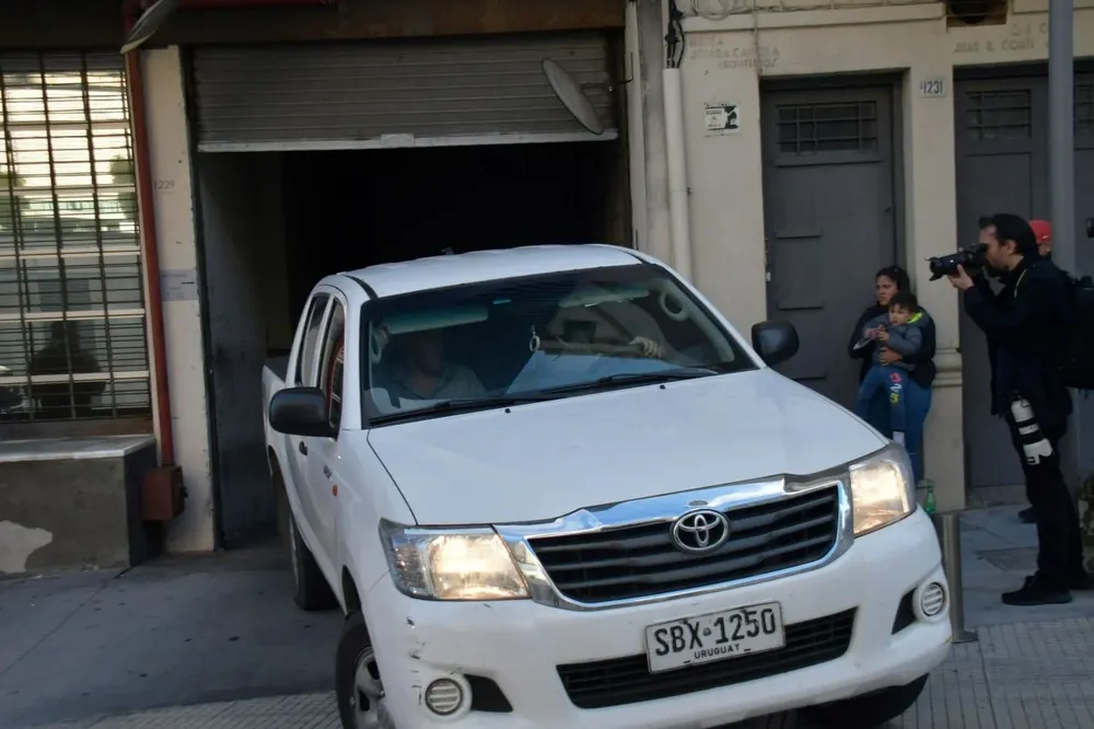 Foto de archivo. La camioneta en la que trasladaron a Alejandro Astesiano luego de su imputación