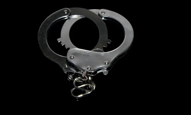 Esposas de la policía