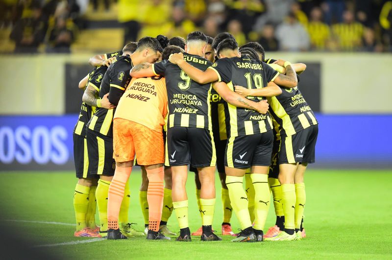 Retoques de Peñarol para el segundo semestre de 2026: puestos a reforzar, contratos que se vencen y el nombre que más suena