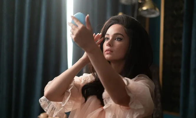 Cailee Spaeny interpreta a Priscilla Presley en la última película de Sofia Coppola