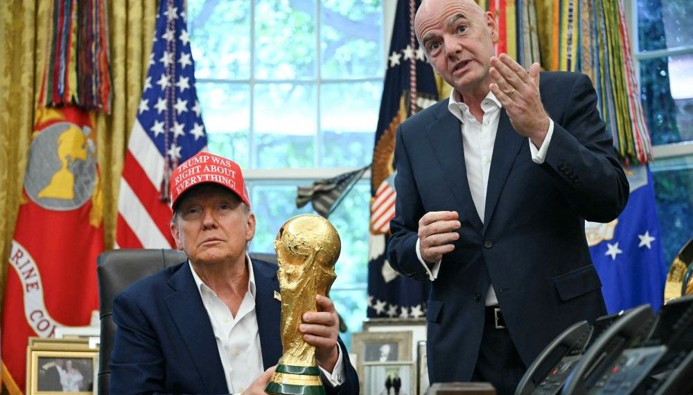 Donald Trump y Gianni Infantino, presidente de FIFA, hablaron en la Oficina Oval de la Casa Blanca y dijeron cuándo se sorteará el Mundial 2026