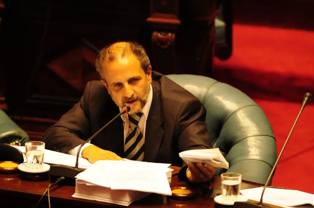 El Tribunal del Frente Amplio prefiere eludir juzgar al senador