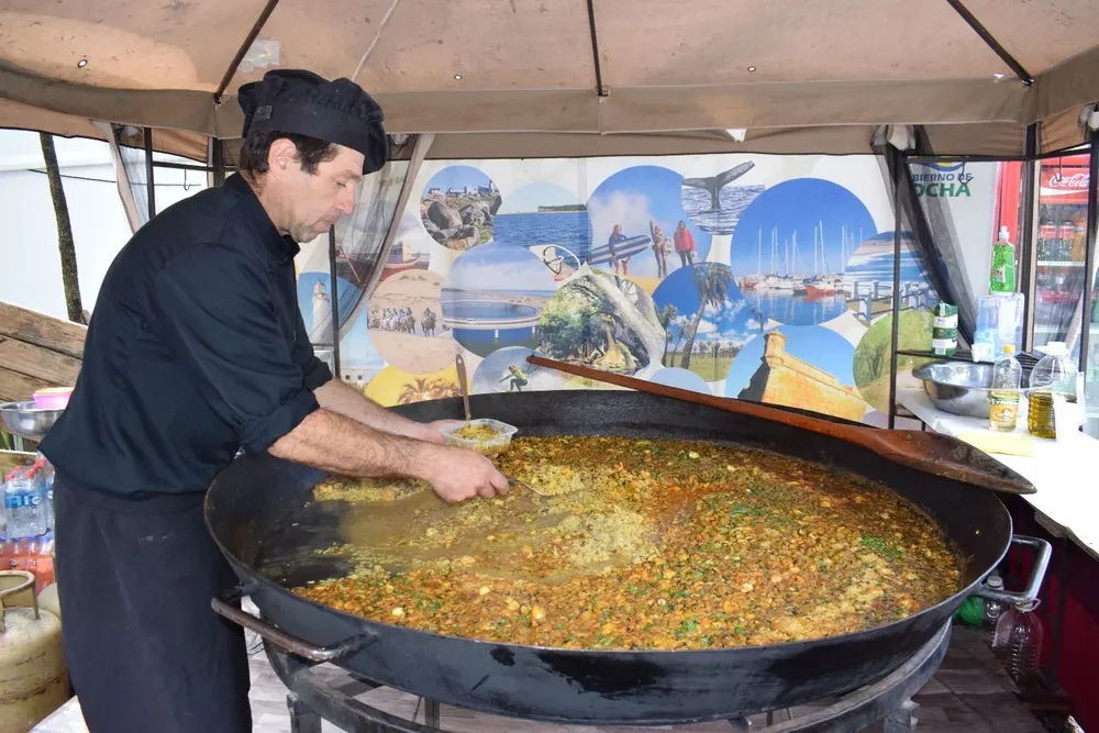 Paella.