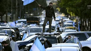 Banderazo contra el gobierno y protestas frente a la casa de Cristina Fernández en Argentina