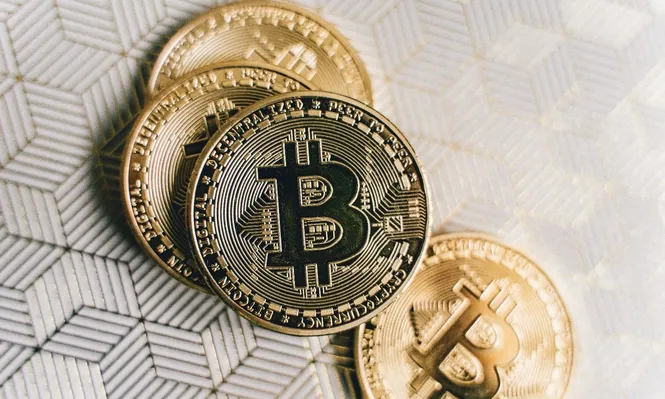 Bitcoin es la criptomoneda más conocida en el mercado