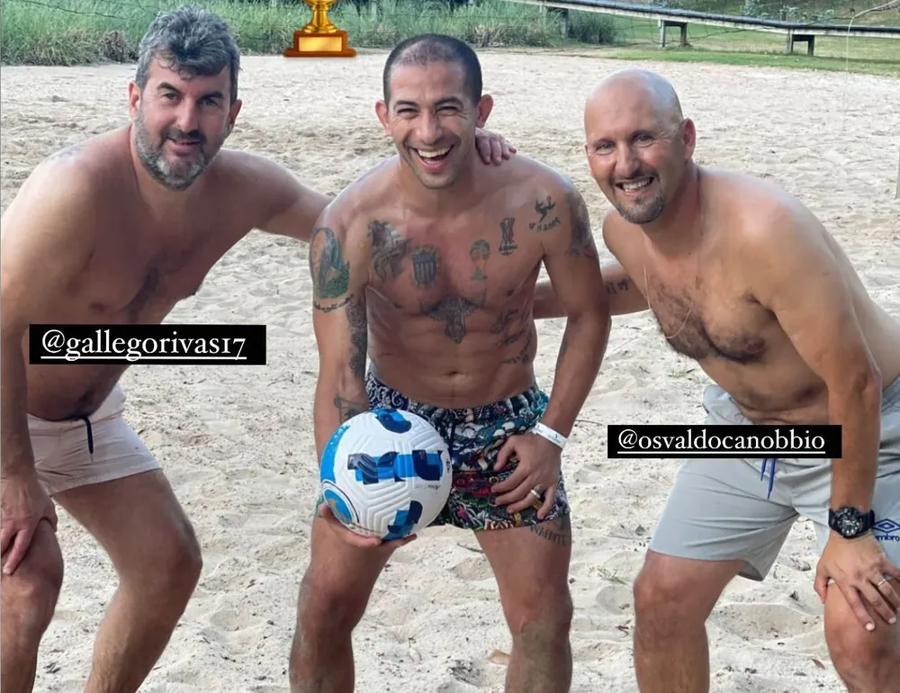 Martín Rivas, Walter Gargano y Osvaldo Canobbio