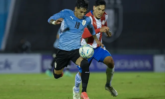 Facundo Torres, en pocos minutos, fue de lo mejor de Uruguay