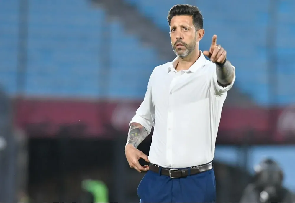 Jorge Bava, DT de Liverpool