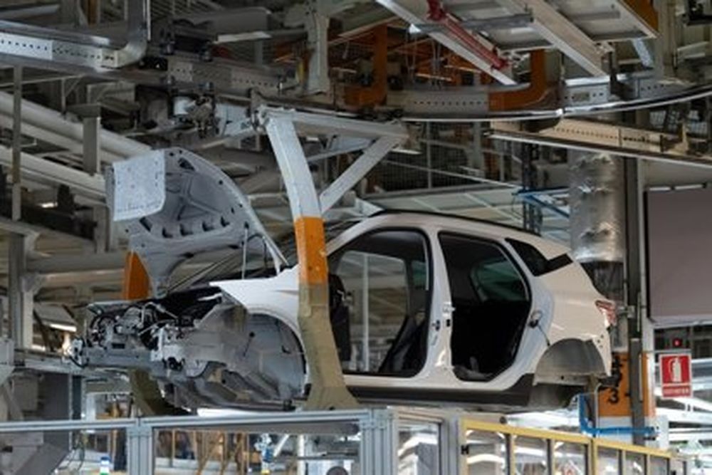 Montaje en una factoría del nuevo modelo de Cupra Fomentor y Cupra León durante una visita guiada a la fábrica de Seat en Martorell, a 27 de junio de 2024, en Martorell, Barcelona, Catalunya (España).&nbsp;