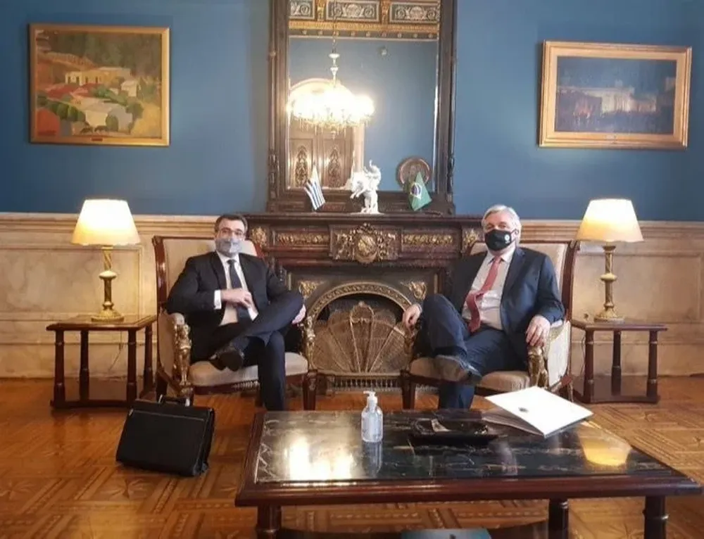 El canciller Bustillo junto a su par brasileño