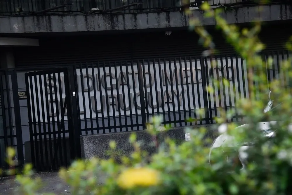 Fachada del Sindicato Médico del Uruguay
