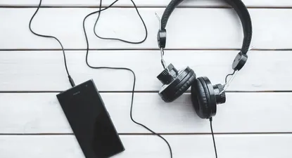 La música que te ayudará a ser más eficaz en el trabajo