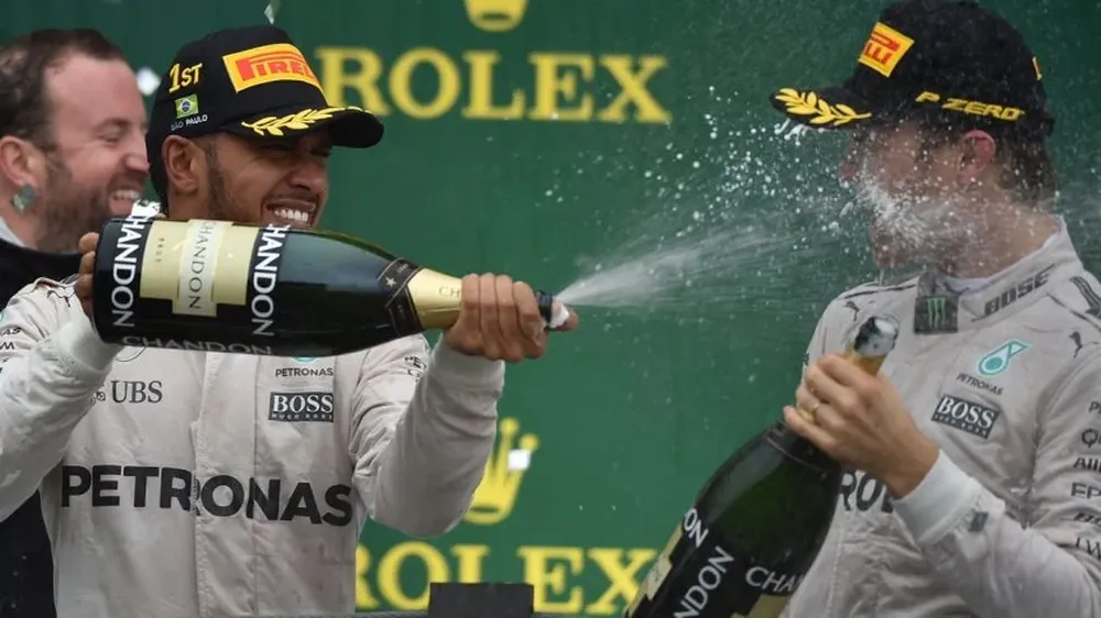 Hamilton y Rosberg, 1 y 2 en Brasil, definirán en Abu Dabi