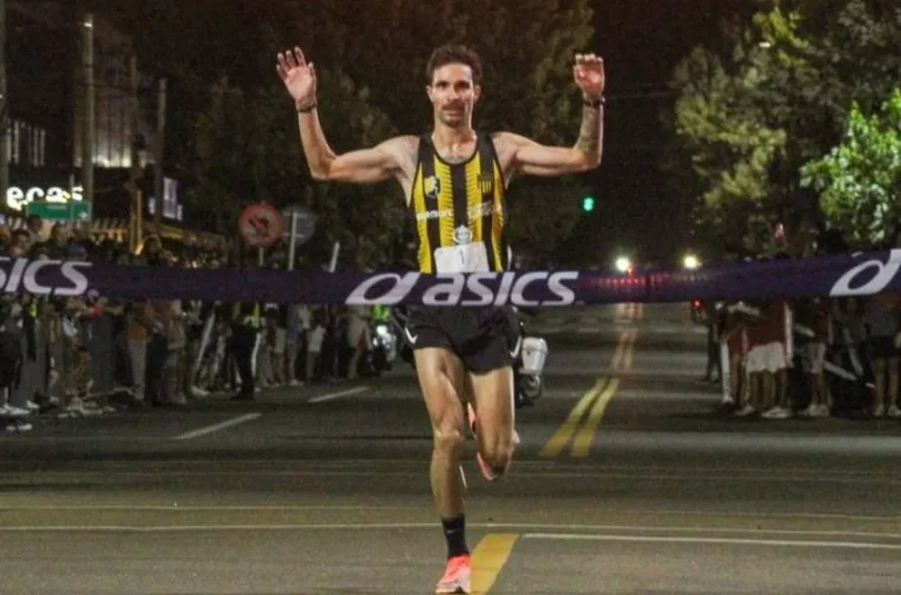 el argentino Federico Bruno se quedó con el primer puesto y vistió la camiseta de Peñarol