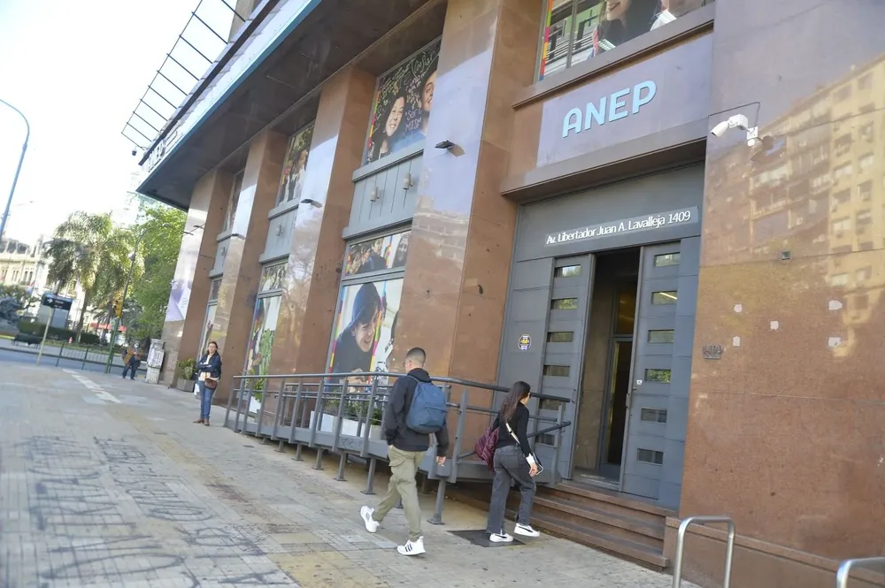 ANEP defiende las capacitaciones docentes