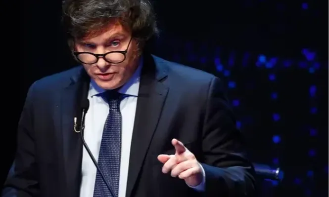 La medida deja sin efecto por el momento los artículos del DNU de Milei sobre clubes