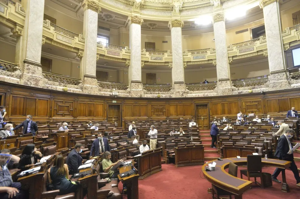 Apuntan a fijar fecha límite para que el organismos cumplan con entregar la información requerida.