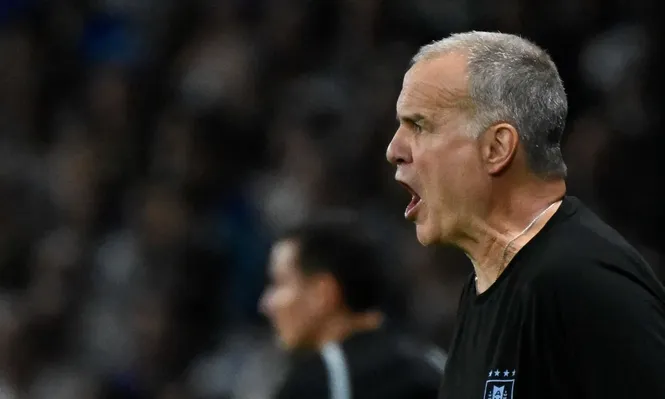 Bielsa ya convocó a futbolistas para el Preolímpico