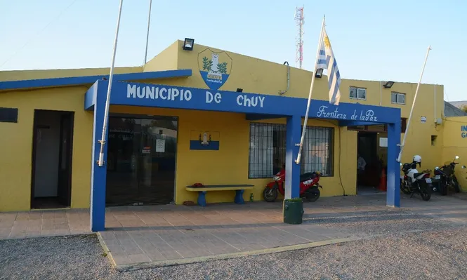 Alcaldesa, sobre cubanos en el Chuy: Los traían en bote y después en una combi