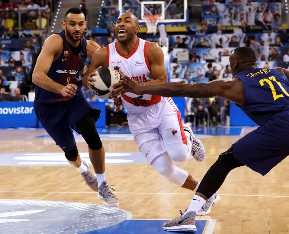 Jayson Granger con Baskonia