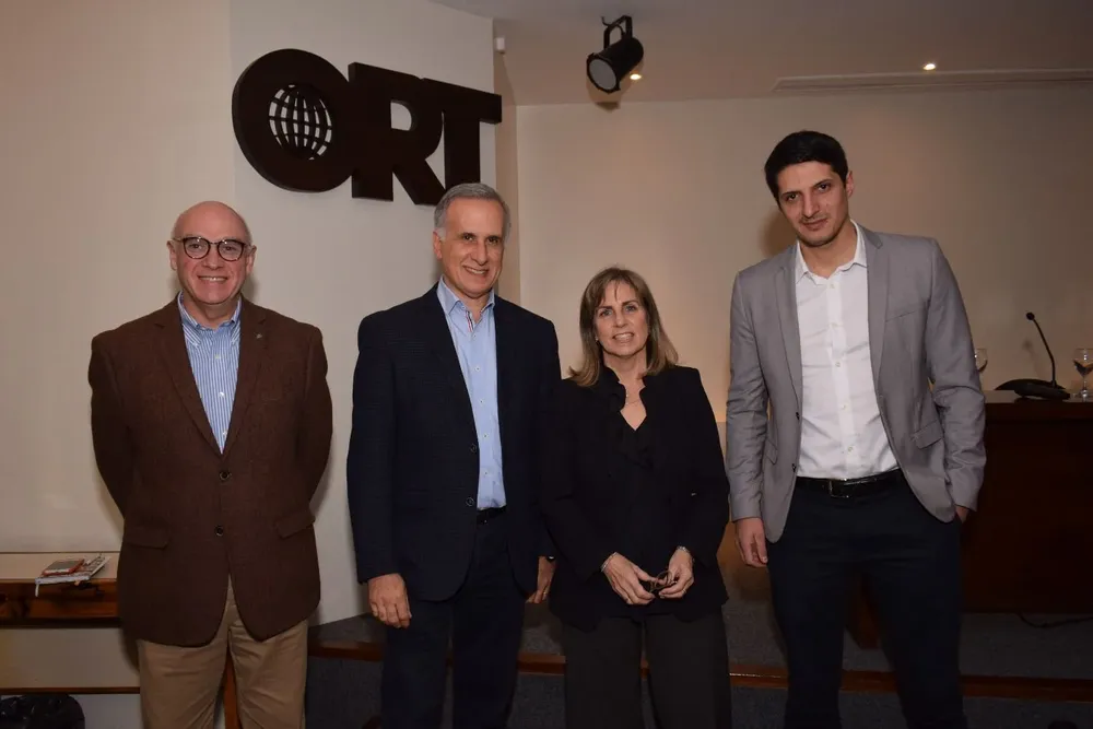 Héctor Bajac, Eduardo Hipogrosso, Virginia Silva y Marcelo Cardozo