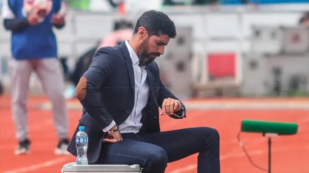 El Loco Abreu ya dirigió su primer encuentro a Paysandú FC