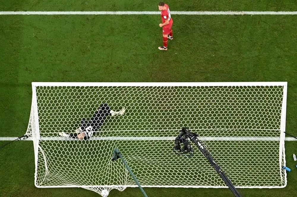 Suiza va ganando y clasifica como segundo del grupo G