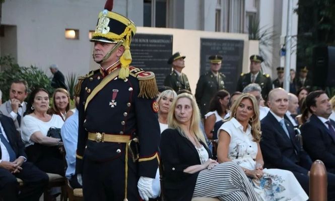 Karina Milei, secretaria general de la Presidencia junto a Bettina Bulgheroni, Presidenta de la Fundación de Granaderos a Caballo