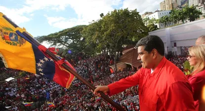 maduro anuncia acciones legales contra eeuu por sancionar a petrolera pdvsa