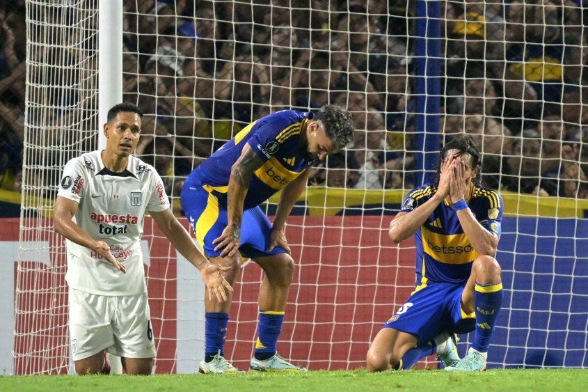 Alianza Lima le ganó a Boca Juniors en definición por penales y luego de un gol increíble que marró Edinson Cavani Alianza Lima le ganó a Boca Juniors en definición por penales y luego de un gol increíble que marró Edinson Cavani
