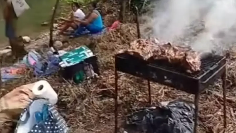 Un grupo de personas fue sorprendido haciendo barbacoa por la Policía de Navarra en zonas de riesgo por incendios.&nbsp;