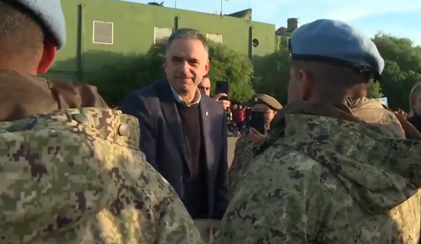 Orsi recibió a los militares uruguayos que llegaron desde el Congo