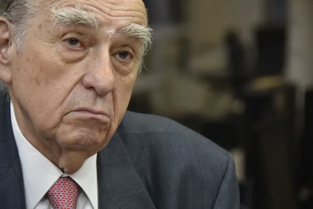 El dos veces presidente Julio María Sanguinetti apuntó contra dos aspectos del documental sobre Jorge Batlle