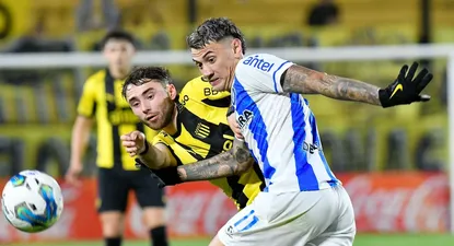 Peñarol y Cerro Largo juegan por el Torneo Clausura