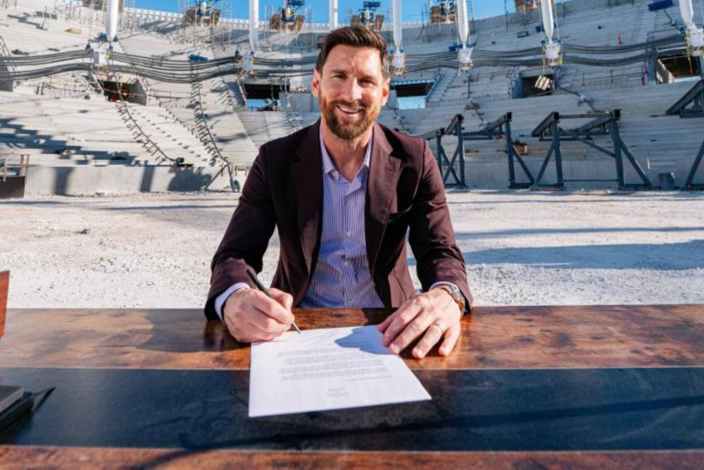 Messi compra las galerías Vía Wagner por más de 11 millones de euros. 