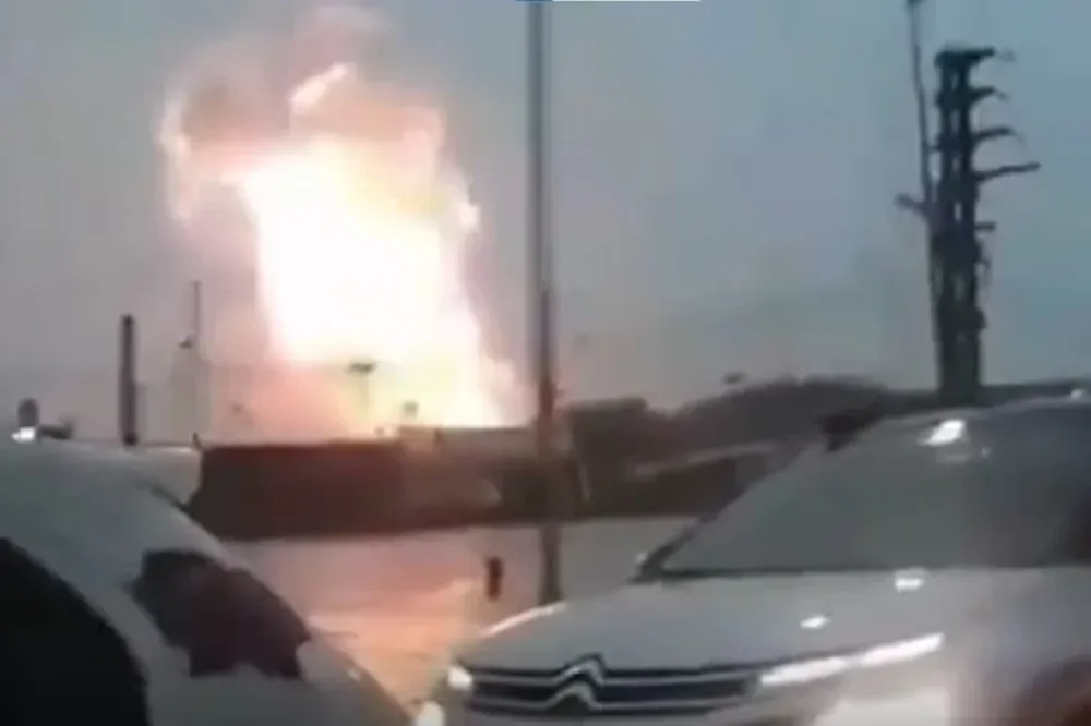 Captura del video de la explosión