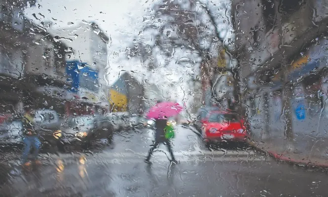 Rige una alerta amarilla por tormentas fuertes