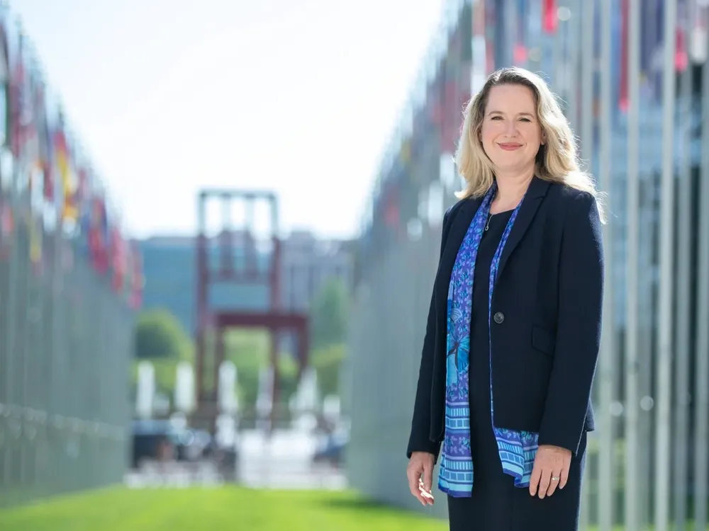 Amy Pope la elegida de Biden.