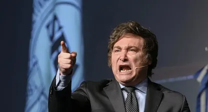 Javier Milei presentó su libro en el auditorio del diario La Razón.