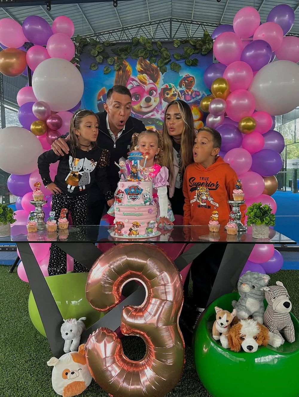 El festejo de cumpleaños de Fernando Muslera y su hija Domi El festejo de cumpleaños de Fernando Muslera y su hija Domi