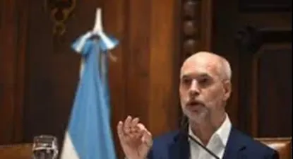 Rodríguez Larreta, quien saludó a los triunfadores del PP.