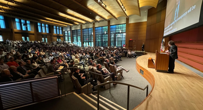El presidente Javier Milei disertó en la Universidad de Stanford